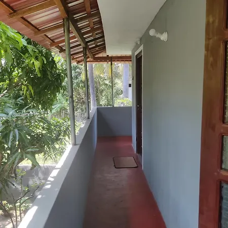 Enoch Guest House Mannar Exterior photo
